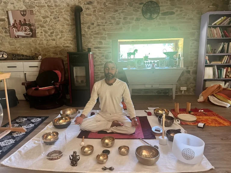 Chakra Sound Meditation & Singing Bowl Ceremony - Prakash Bolakhe Aananda
